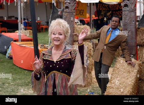 REYNOLDS,DAVIS, HALLOWEENTOWN HIGH, 2004 Stock Photo - Alamy