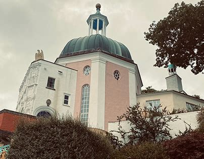 Portmeirion Architecture Projects :: Photos, videos, logos, illustrations and branding :: Behance