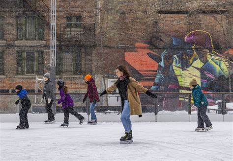 Skating Esplanade Tranquille By Eva Blue Montr Al Flickr