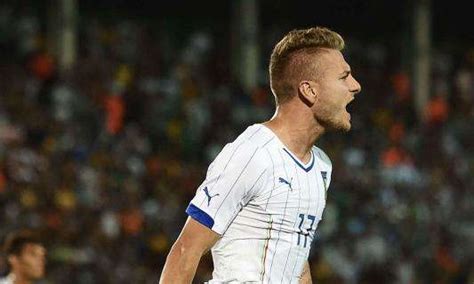 Italia Immobile Suona La Carica Sui Social Forza Azzurri