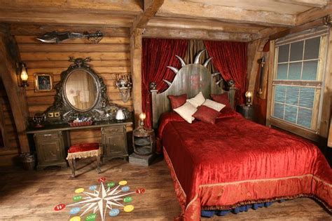 Pirates Themed Rooms And Pirate Decor On Pinterest Pirate Bedroom Decor Bedroom Themes