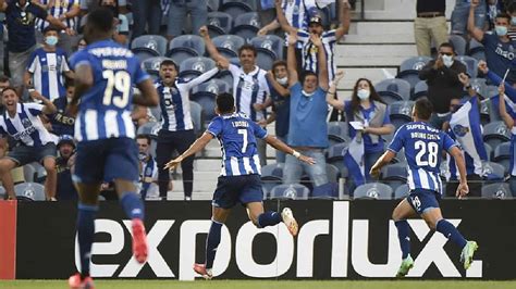 Luis Díaz en lo suyo con un golazo puso el primero del Porto ante