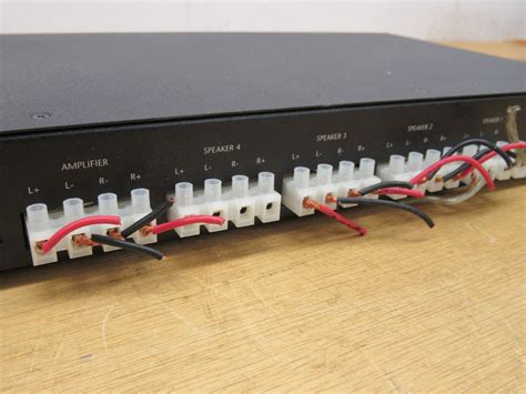 Niles SVL 4 Speaker Selector W Volume Controls Includes All Connectors