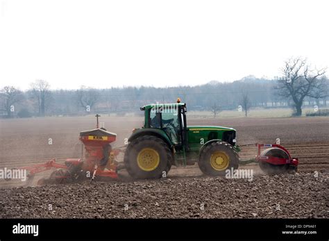 Erosion Tractor Dust Soil Hi Res Stock Photography And Images Alamy