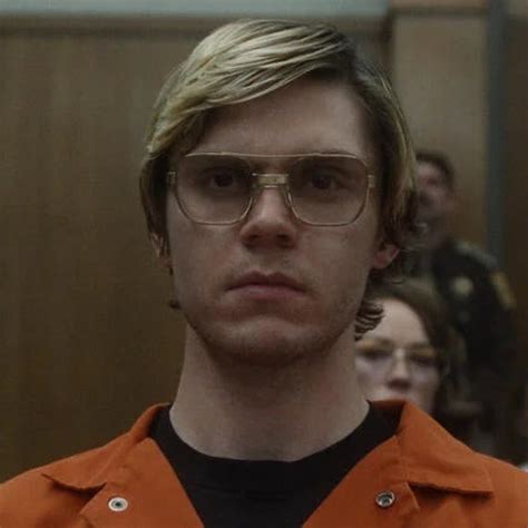 Evan Peters American Horror Story In Neuem True Crime Drama über