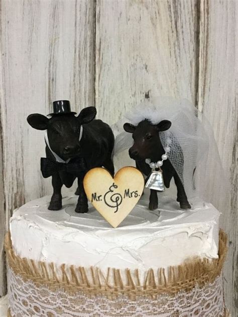 Cow Cake Topper Black Angus Cows Barn Wedding Cake Country Wedding