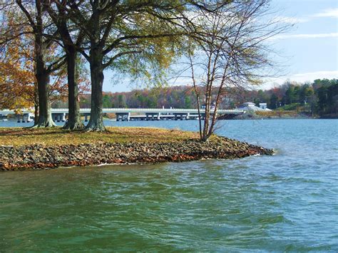 Lake Wylie The Oldest Lake On The Catawba River