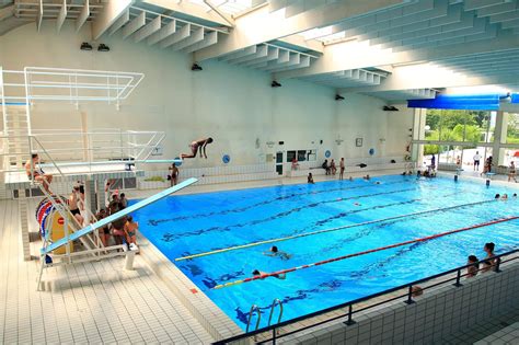 Val D Oise Pontoise Travaux La Piscine Six Mois De Retard