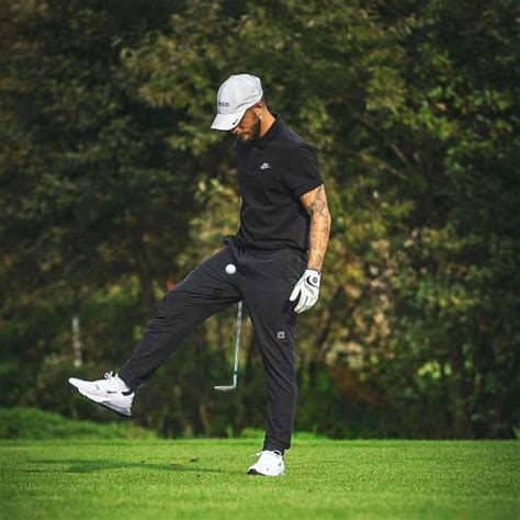 Mastering the Art of Precision: Unveiling the Golfing Machin