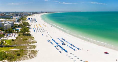 Explore 11 Best Beaches in Tampa: Sun, Sand, and Fun!