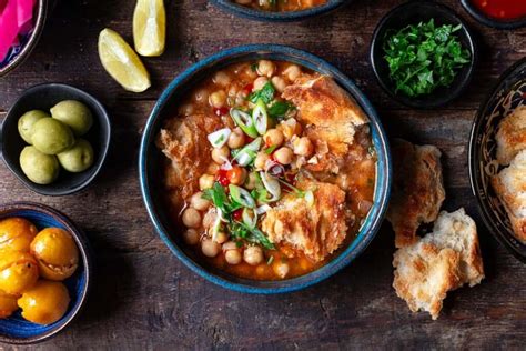 Lablabi (Tunisian Chickpea Stew) | The Mediterranean Dish