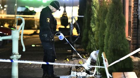 Man Begärs Häktad För Sex år Gammalt Mord