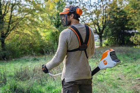 Débroussailleuse STIHL FSA 200 Matériel à batterie