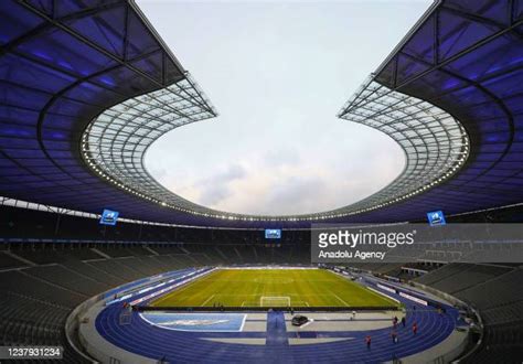 The Berlin Olympic Stadium Photos and Premium High Res Pictures - Getty ...