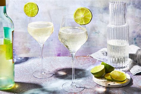 White Wine Spritzer Recipe | Wine Enthusiast