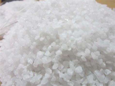 Quartz Grits Packaging Type HDPE Bag Grade Snow White At Rs 13500