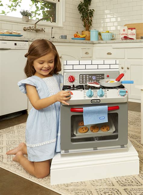 Little Tikes First Oven Realistic Pretend Play Appliance For Kids Play