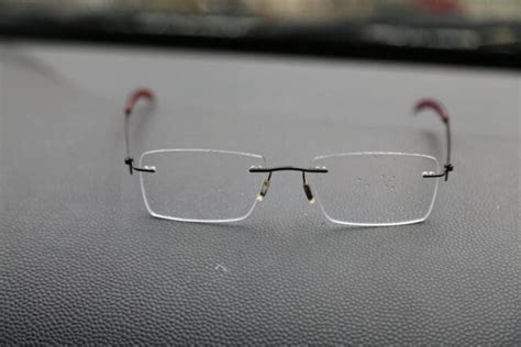 Frameless Eyeglasses Why Consider Rimless Glasses