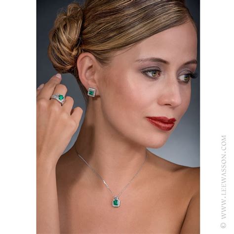 Colombian Emerald Pendant, Emerald Cut Emerald Pendant in 18K