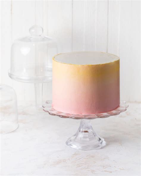 How to Ice an Ombré Cake - Style Sweet