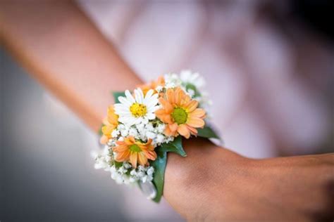 Damigelle d onore l accessorio più romantico è il corsage