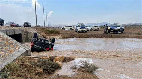 Abu Dhabi Police Issue Safety Warning After Driver Crashes While Taking