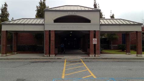 Savannah: High school evacuated following phone call threat