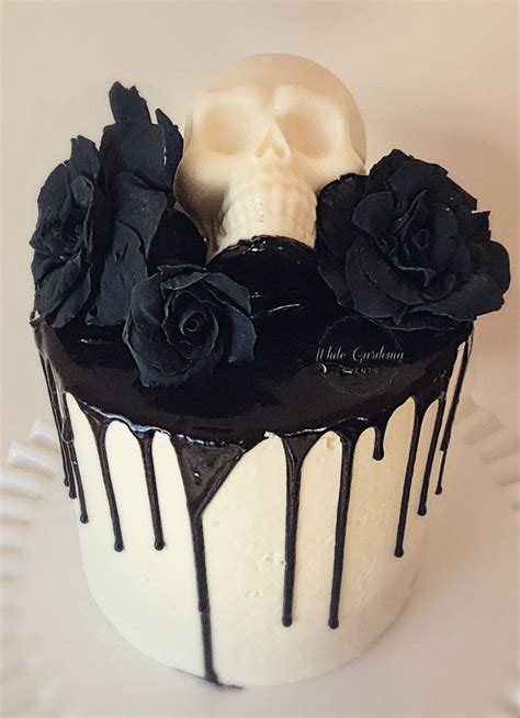 Halloween Skull Cake | Halloween birthday cakes, Halloween cake ...