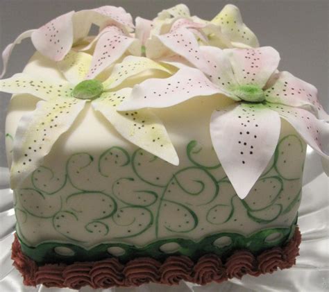 Lilly Cake Cakecentral