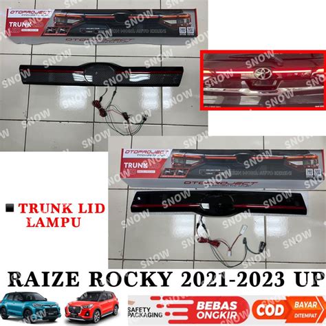 Jual Trunk Lid Raize Rocky Bagasi Belakang LED 2 Function Hitam Carbon