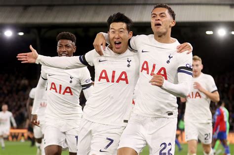 'I don't feel the pressure' - Spurs star insists the squad is ...