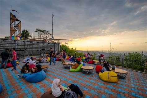 Heha Sky View Jogja Lokasi Dan Menu Makan