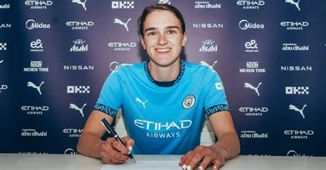 Vivianne Miedema joins Man City as free agent after leaving Arsenal ...