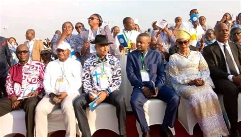 Rdc Katumbi Et Fayulu Pr Sents L A Roport De Ndolo Pour La Messe Du