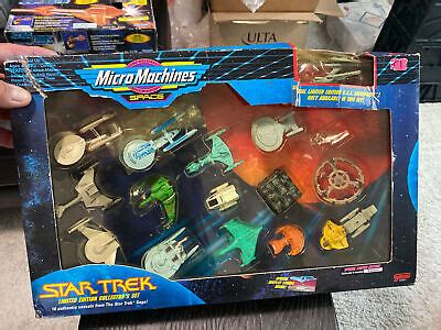 MICRO MACHINES Space STAR TREK Limited Edition Collectors Set 16 Pc