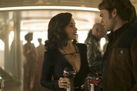 Emilia Clarke as Qi'ra in Solo: A Star Wars Story – Afropolitan Mom