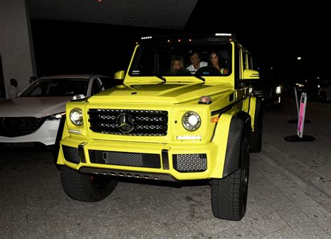 Kim Kardashian Upskirt In Miami Hot Celebs Home