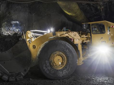 Cat | R1700 | Caterpillar