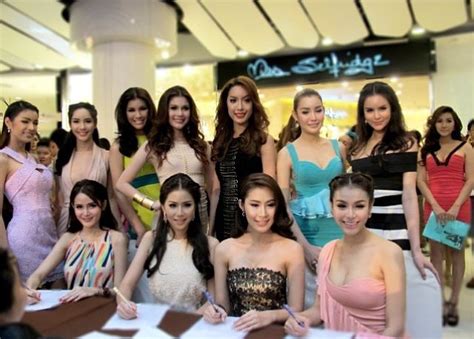 Thailands Beauty Pageant With A Twist 19 Pics Izismile