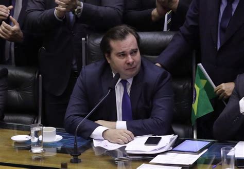 Rodrigo Rodrigo gritam deputados e presidente da Câmara chora