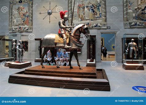 Extensive Exhibit of Knights and Armor, Cleveland Art Museum, Ohio ...