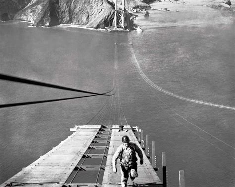 Building the iconic Golden Gate Bridge in rare photographs, 1930s ...