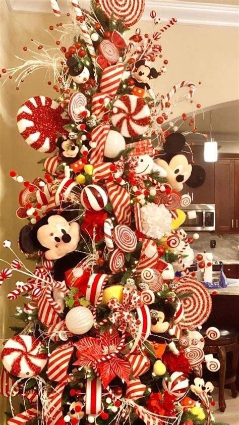 Pin By Evelyn On Arboles De Navidad Mickey Mouse Christmas Tree