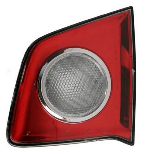 Faro Trasero Volkswagen Suran G Interior Base Color Rojo