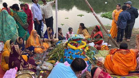 Chhath Puja Celebration Illuminates Pune S Aundh With Tradition And