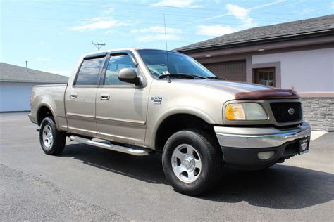 2001 Ford F-150 XLT - Biscayne Auto Sales | Pre-owned Dealership | Ontario, NY