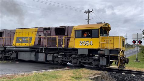 Tasrail Train Crossing Relbia Road Youtube