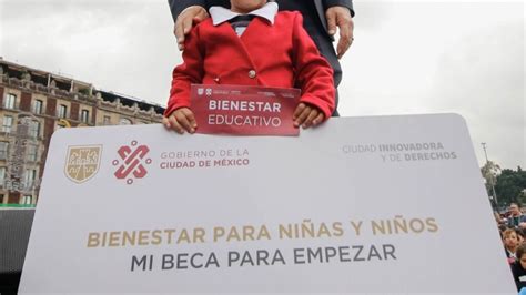 Mi Beca Para Empezar 2025 cómo inscribir a tu hijo para que reciba el