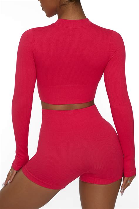 All The Way Long Sleeve Zip Crop Top In Hot Pink Botee Boandtee