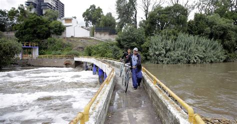 Río Atoyac avanzan textileras en acuerdo para no contaminar